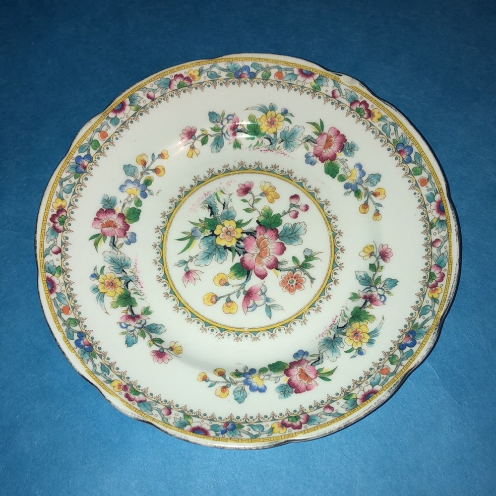 Foley Bone China Ming Rose small plate